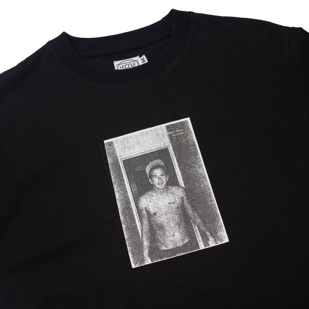 HOT DUDES TEE BLACK